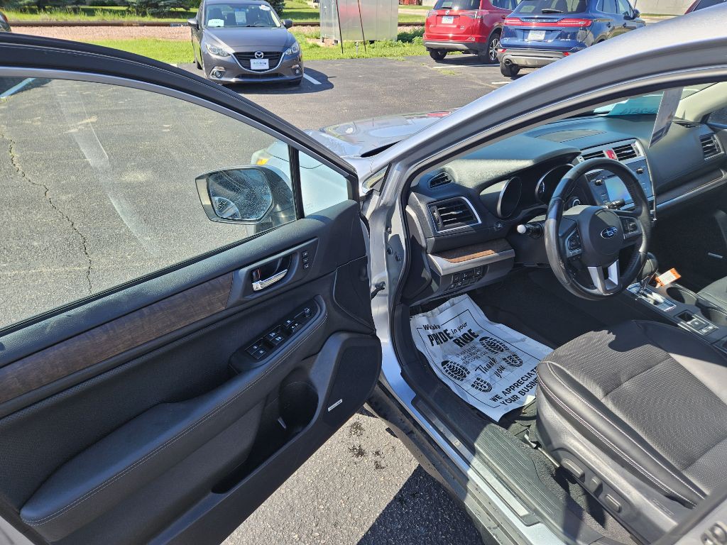 2017 Subaru Outback Image 9