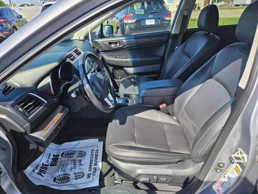 2017 Subaru Outback Image 10