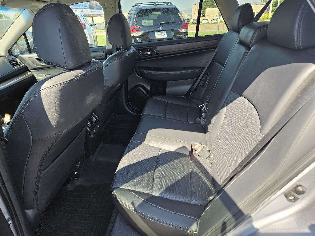 2017 Subaru Outback Image 12