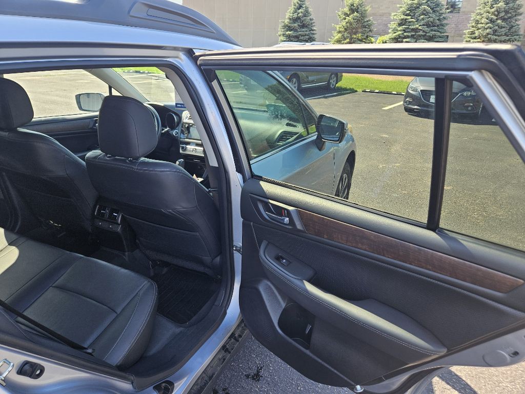 2017 Subaru Outback Image 14