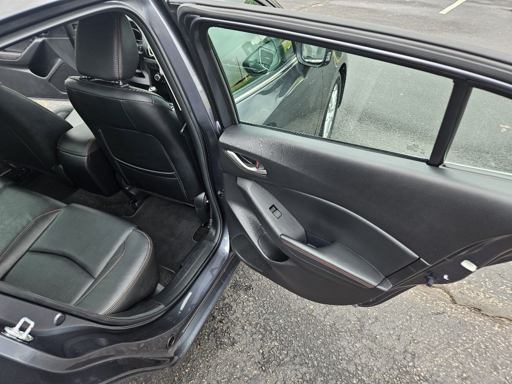 2015 Mazda Mazda3 Image 16