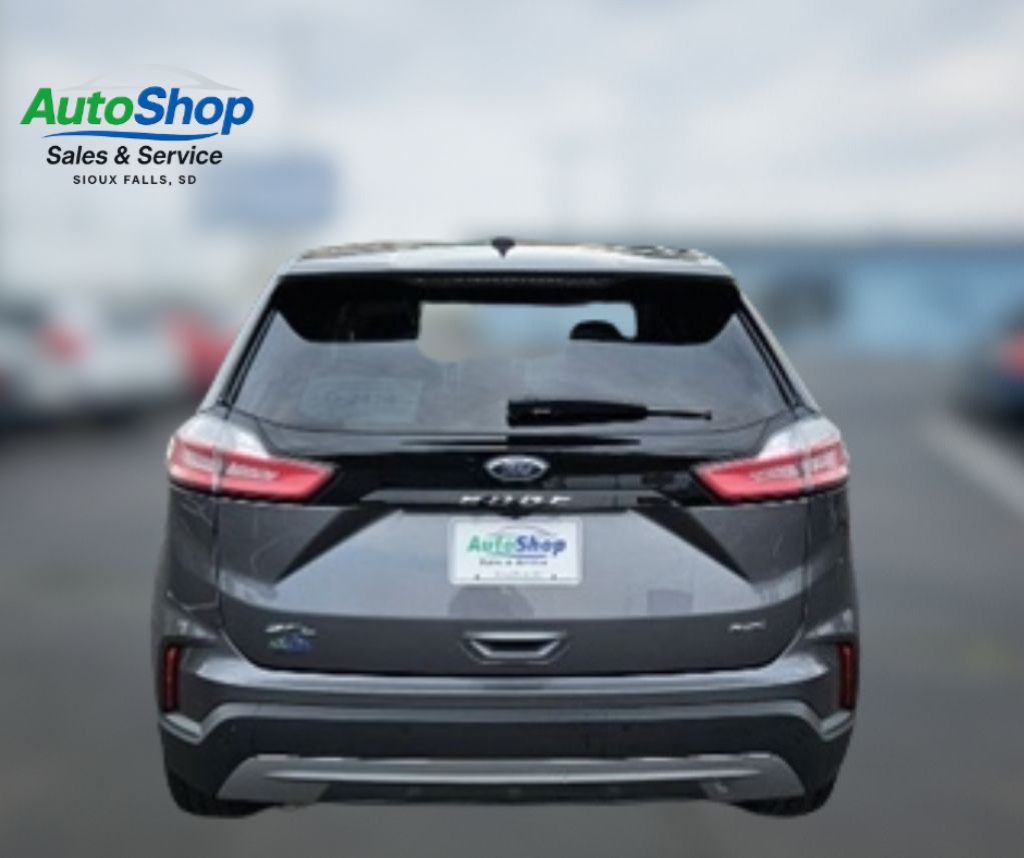2023 Ford Edge Image 4