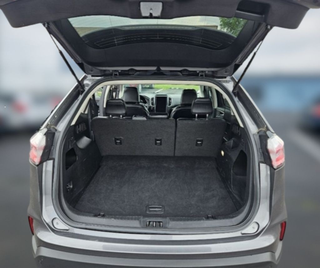 2023 Ford Edge Image 11