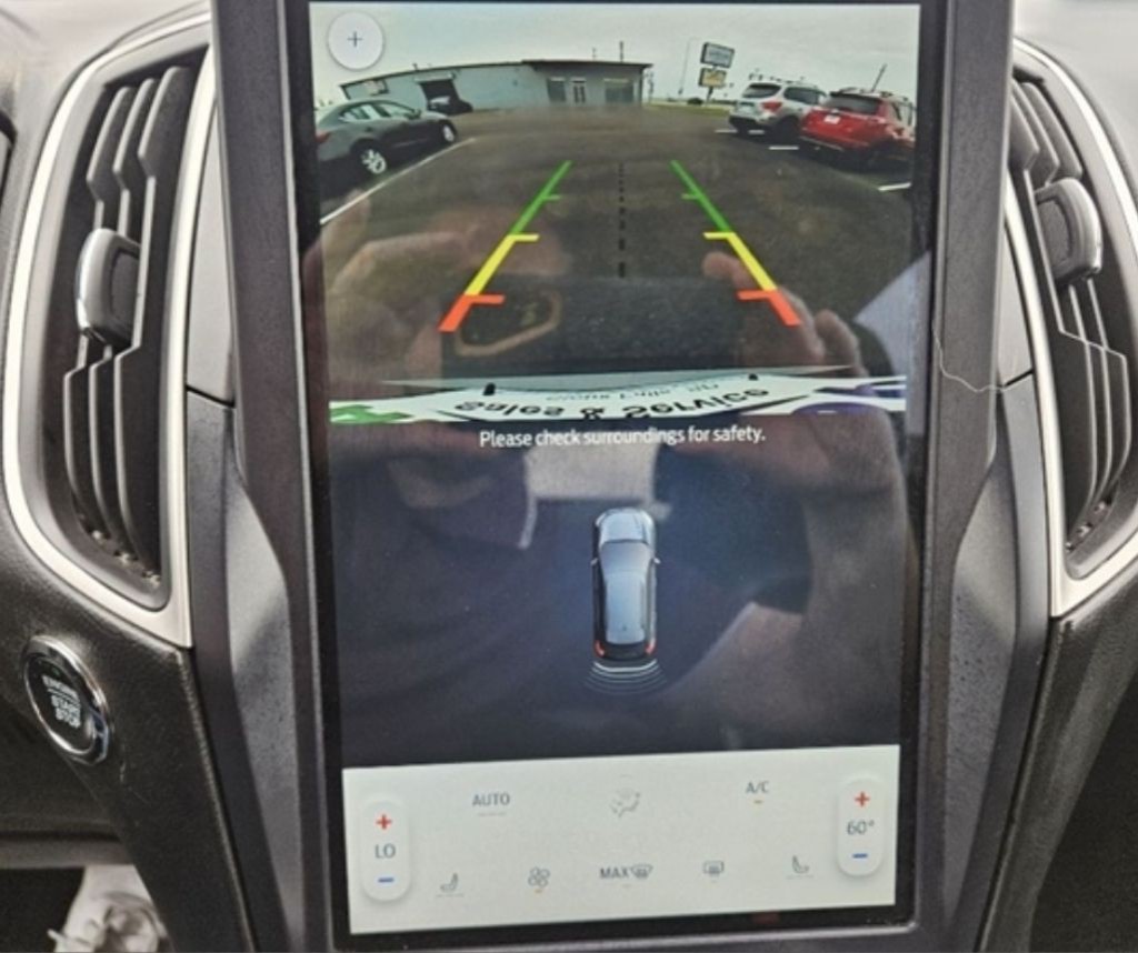 2023 Ford Edge Image 14