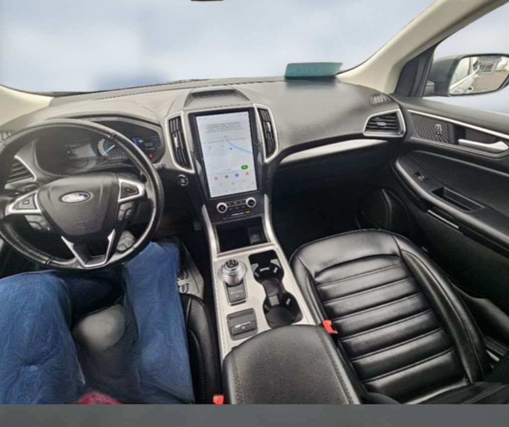 2023 Ford Edge Image 15