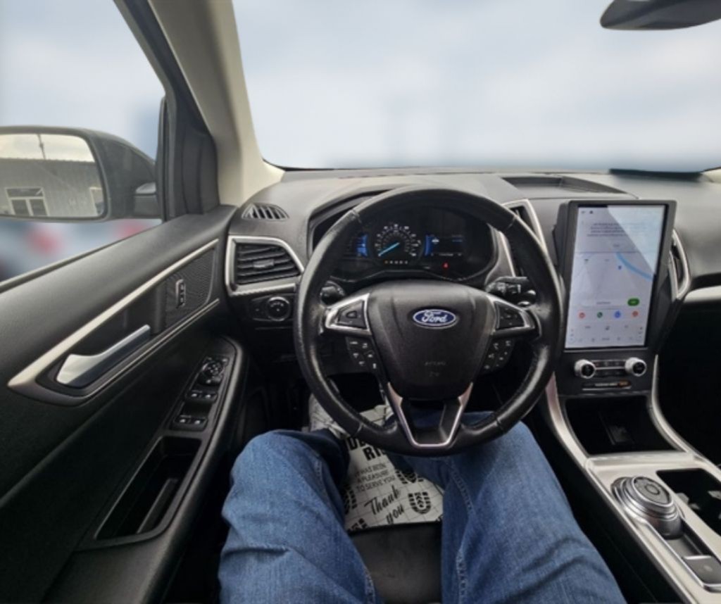 2023 Ford Edge Image 16