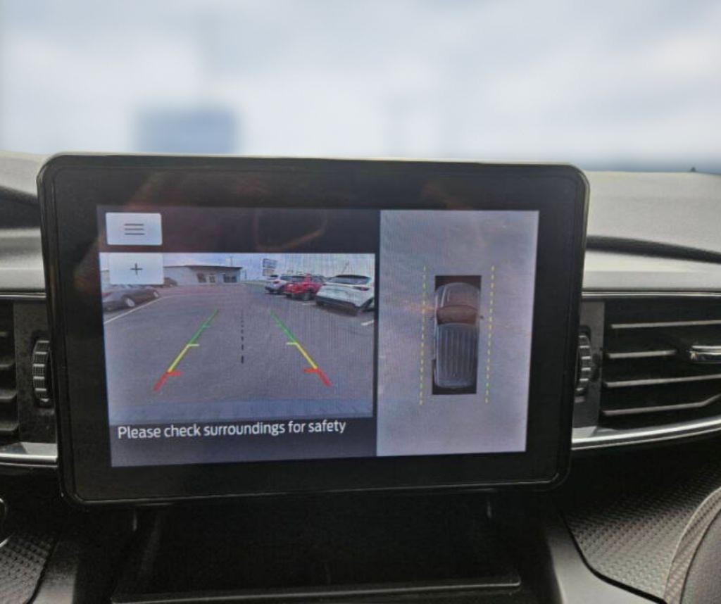 2020 Ford Explorer Image 12