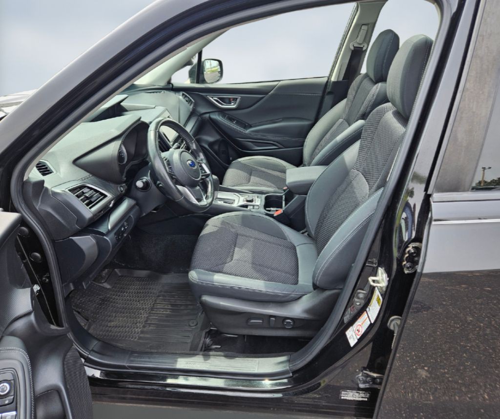 2020 Subaru Forester Image 18