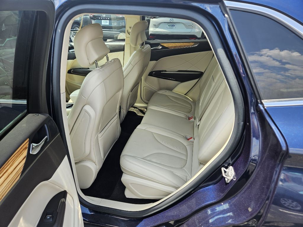 2015 Lincoln MKC Image 12