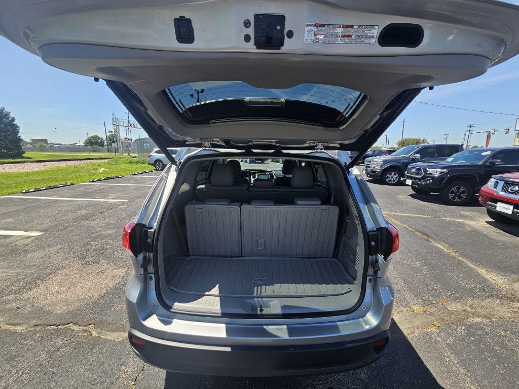 2018 Toyota Highlander Image 14