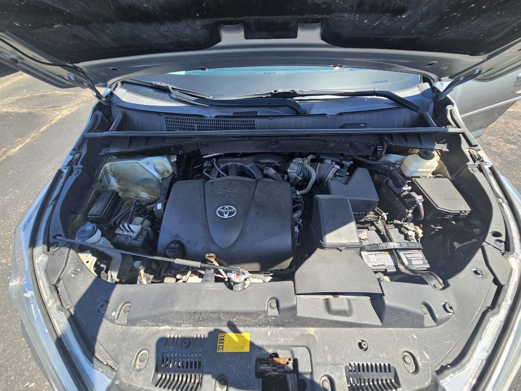 2018 Toyota Highlander Image 26