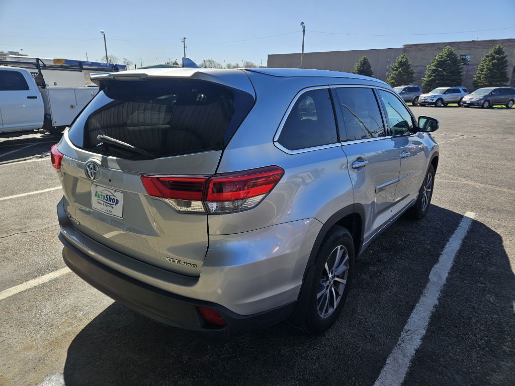 2018 Toyota Highlander Image 5