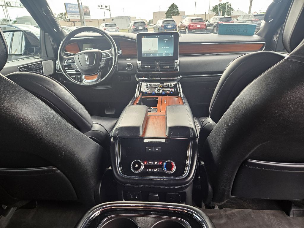 2018 Lincoln Navigator Image 20