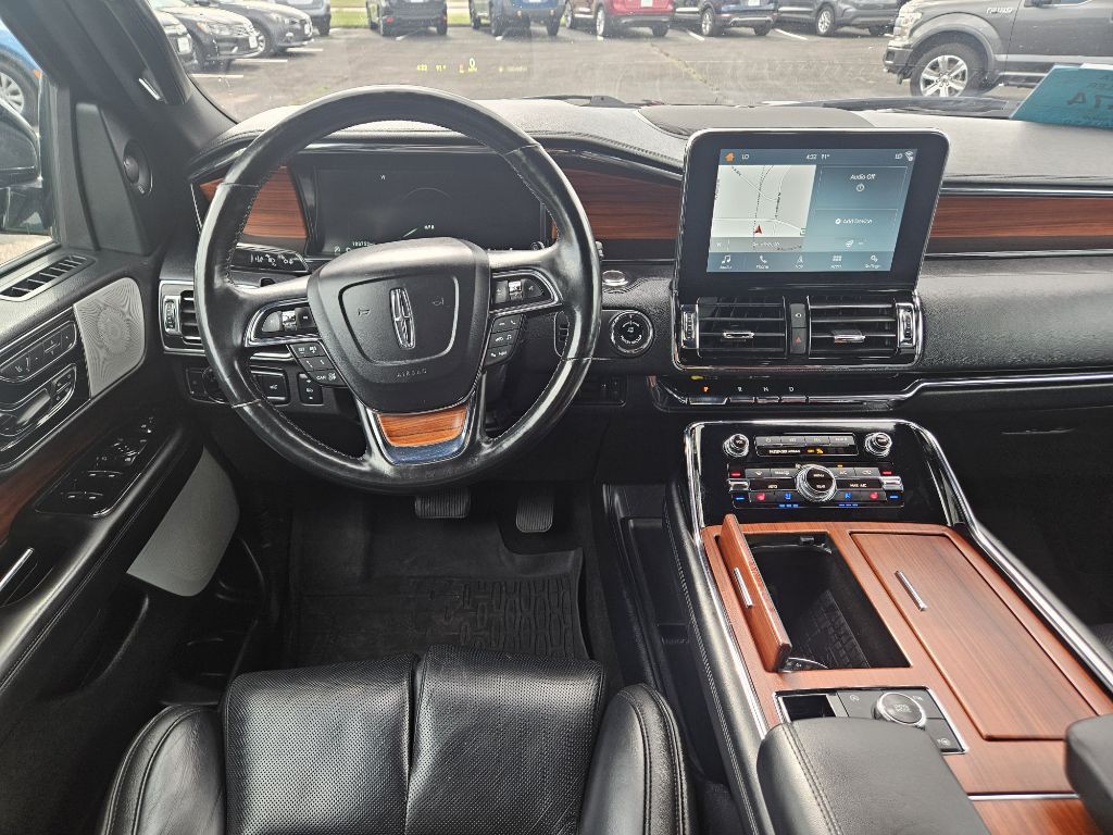 2018 Lincoln Navigator Image 25