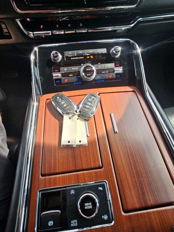 2018 Lincoln Navigator Image 29