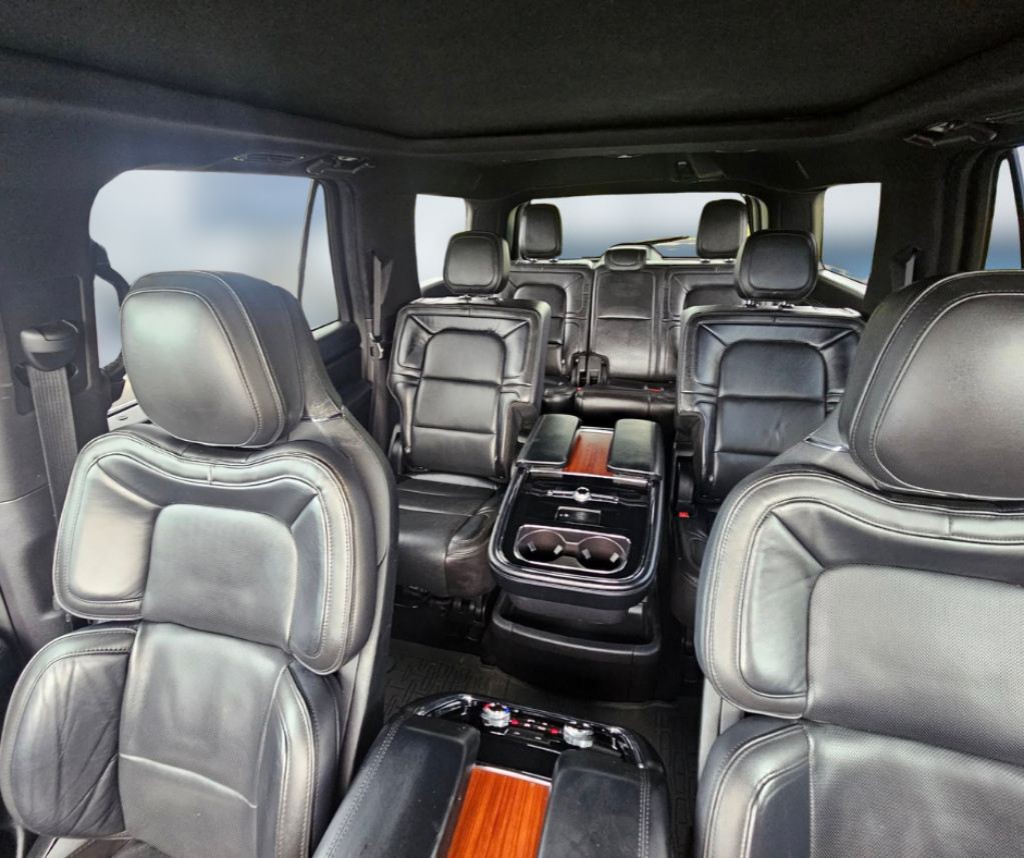 2018 Lincoln Navigator Image 12