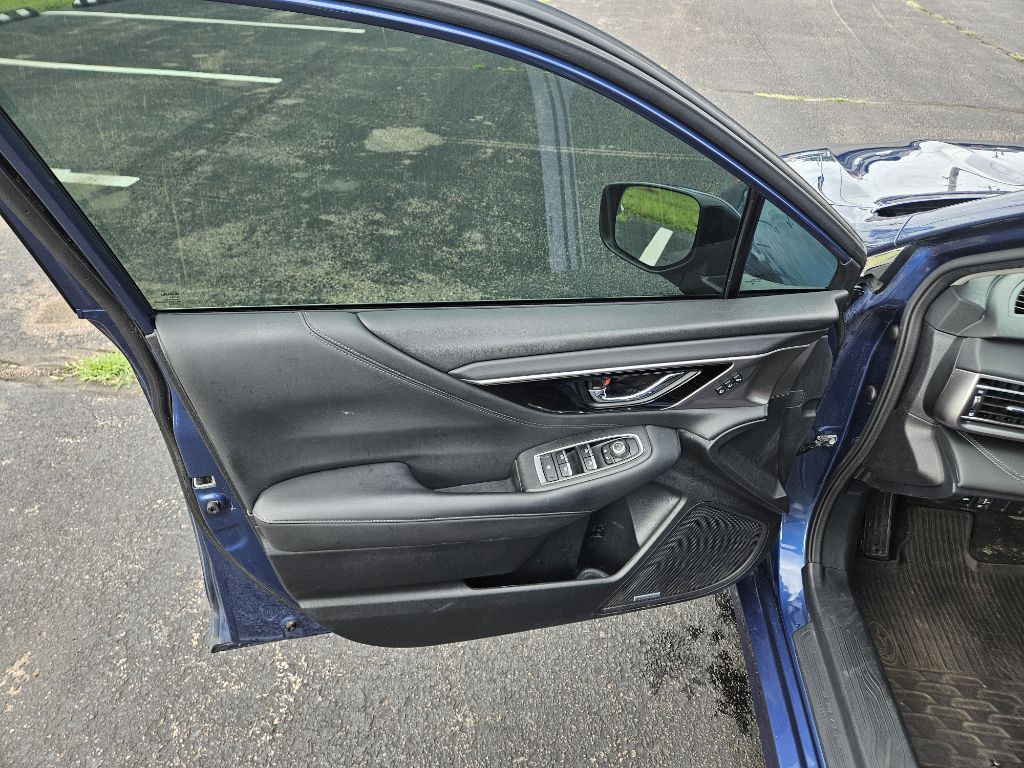 2022 Subaru Legacy Image 9
