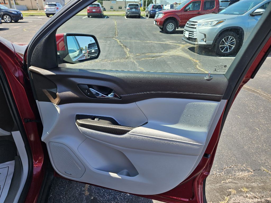 2019 GMC Acadia Image 18