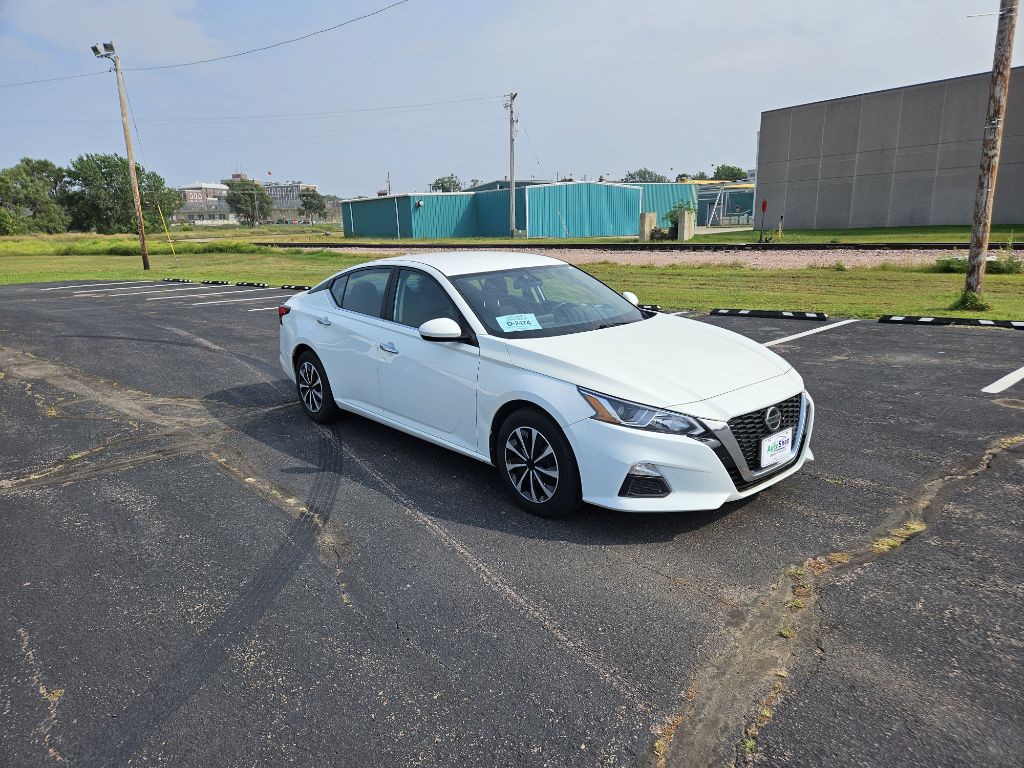 2019 Nissan Altima Image 7