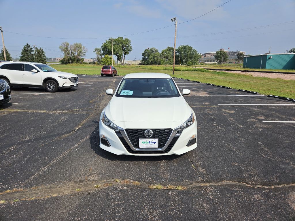 2019 Nissan Altima Image 8