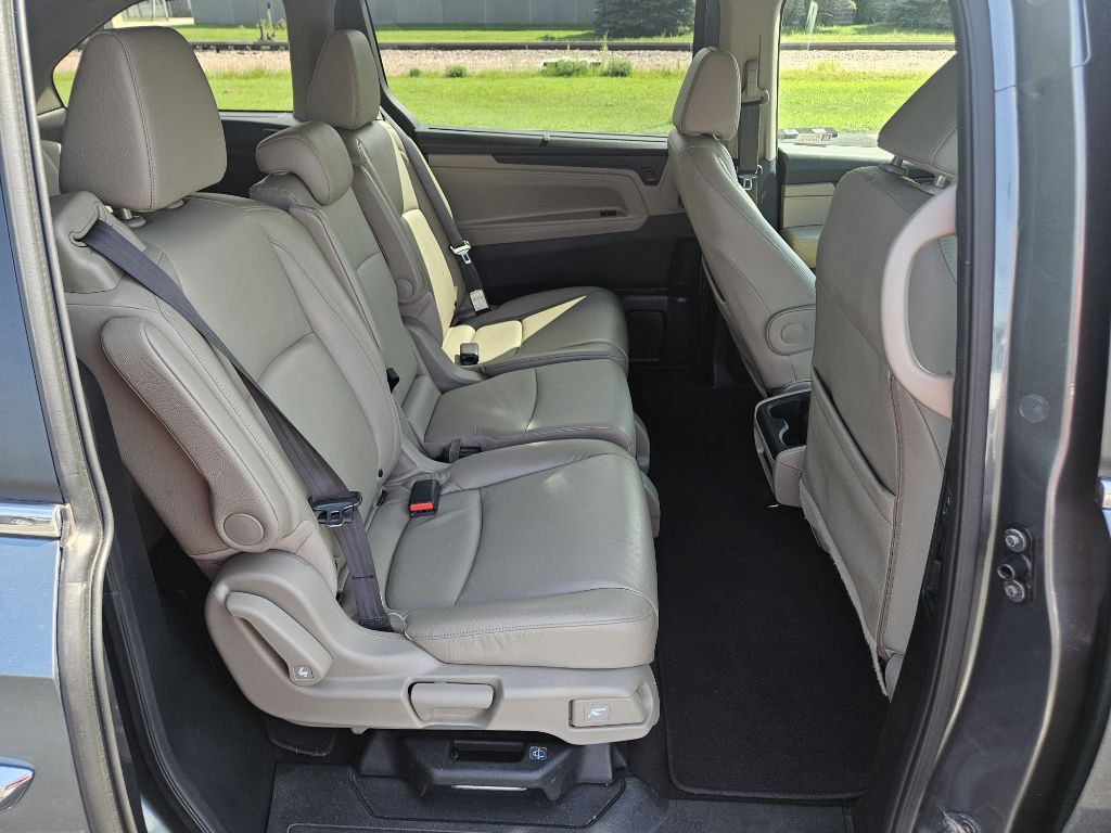 2018 Honda Odyssey Image 16