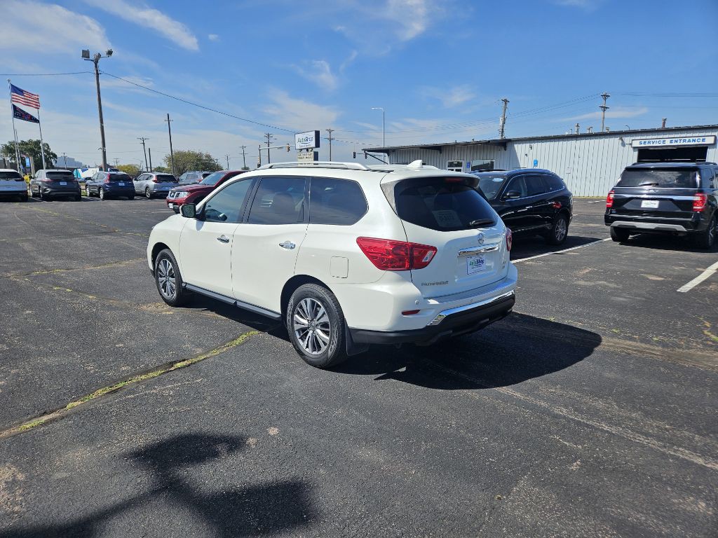 2020 Nissan Pathfinder Image 4
