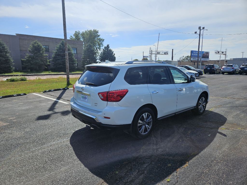 2020 Nissan Pathfinder Image 5