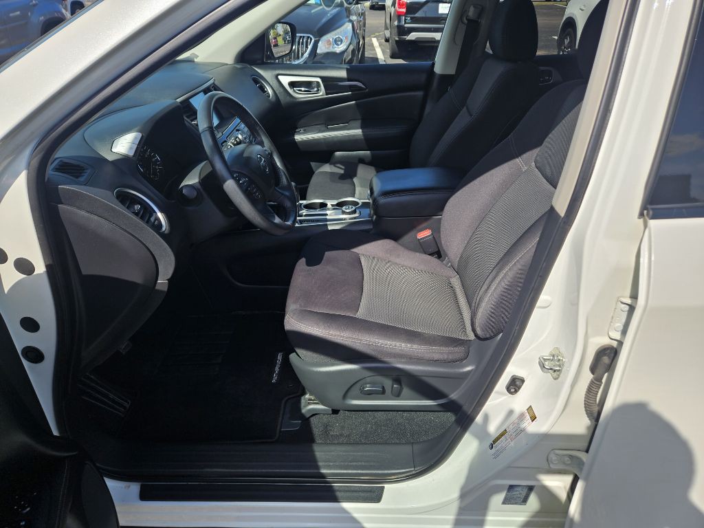 2020 Nissan Pathfinder Image 8
