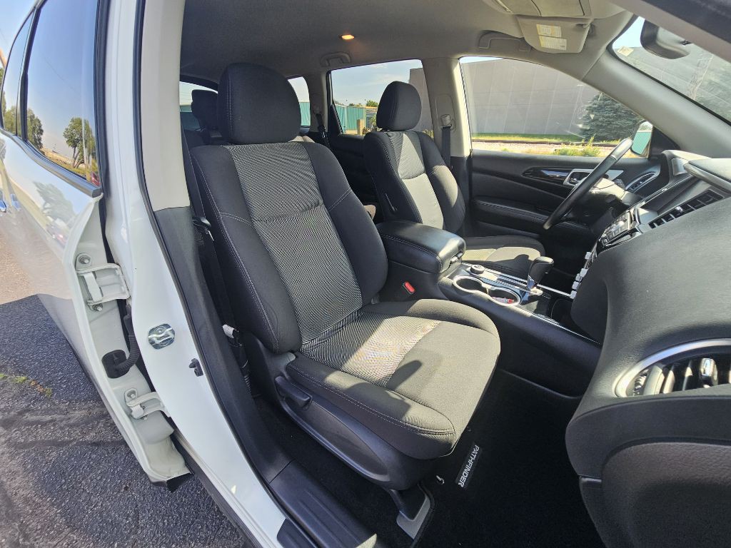 2020 Nissan Pathfinder Image 20