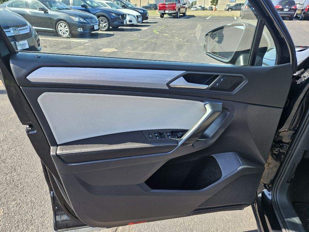 2022 Volkswagen Tiguan Image 10