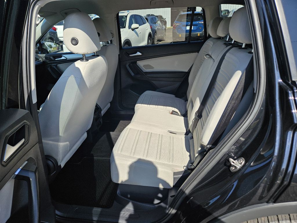 2022 Volkswagen Tiguan Image 12
