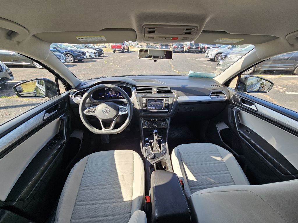 2022 Volkswagen Tiguan Image 17