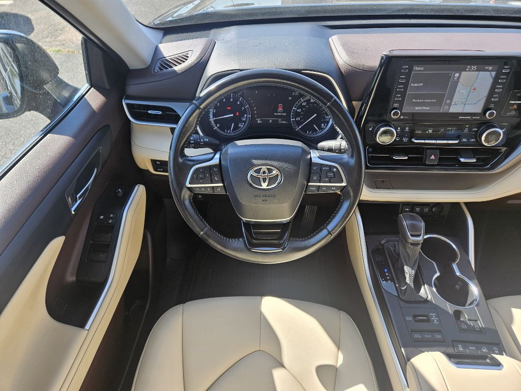 2021 Toyota Highlander Image 23