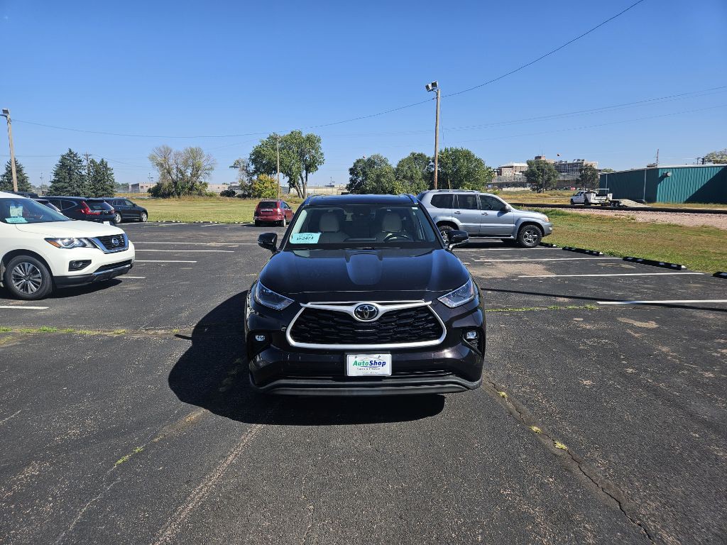 2021 Toyota Highlander Image 8