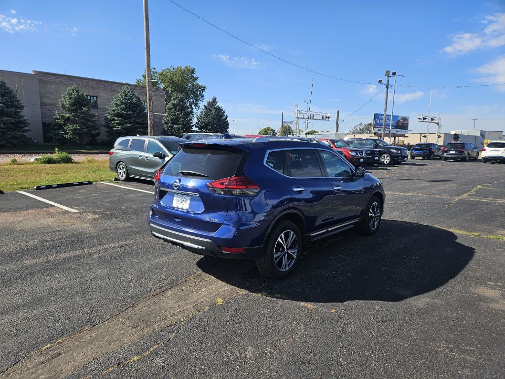 2017 Nissan Rogue Image 5