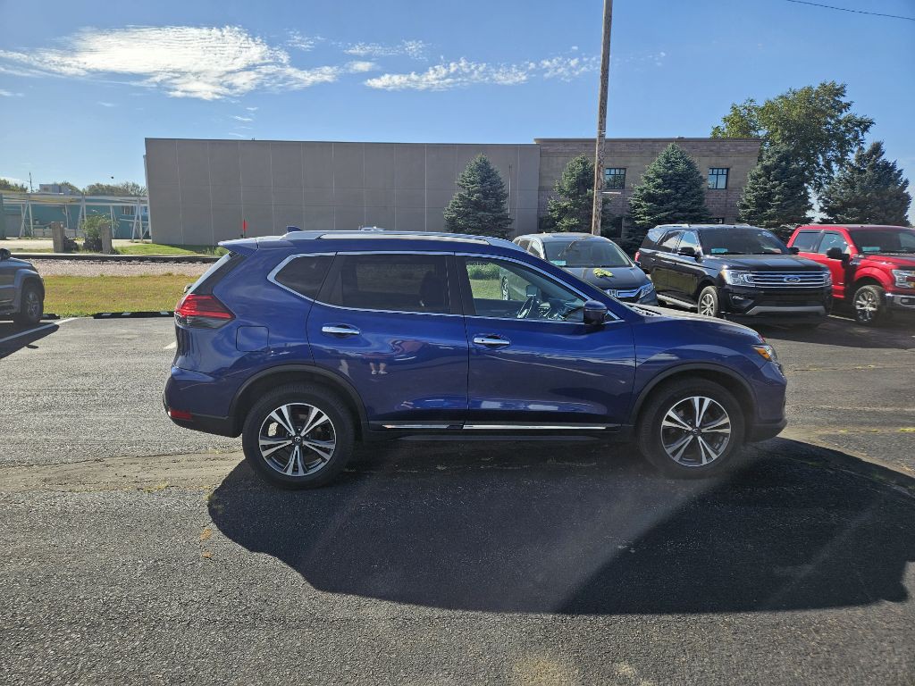 2017 Nissan Rogue Image 6