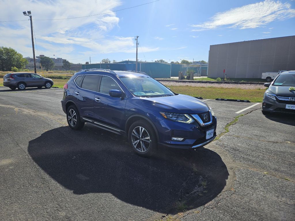2017 Nissan Rogue Image 7