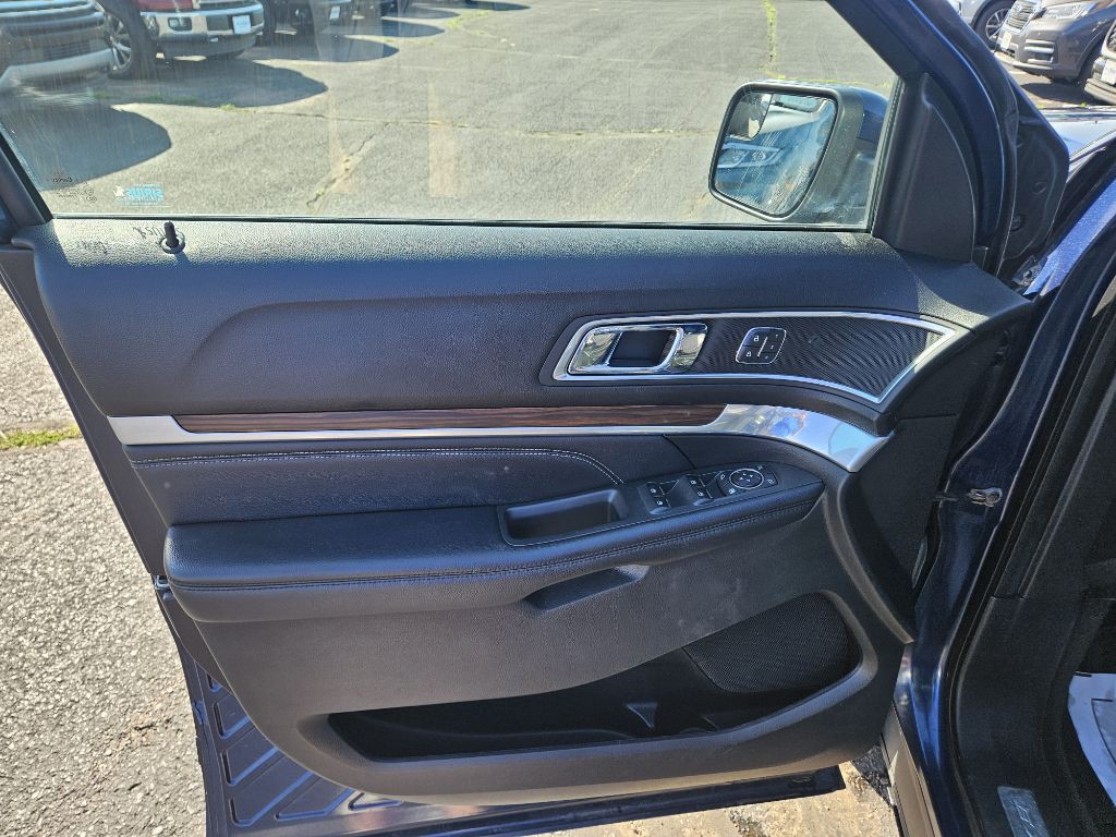 2016 Ford Explorer Image 10
