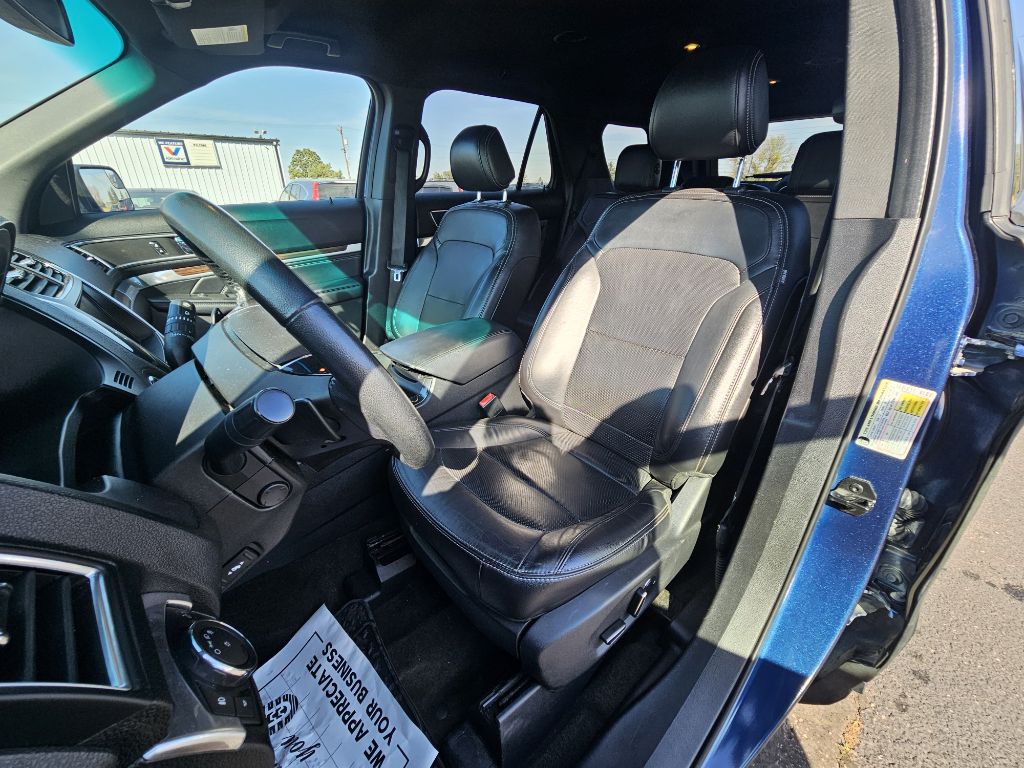 2016 Ford Explorer Image 11