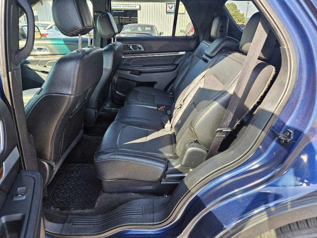 2016 Ford Explorer Image 13