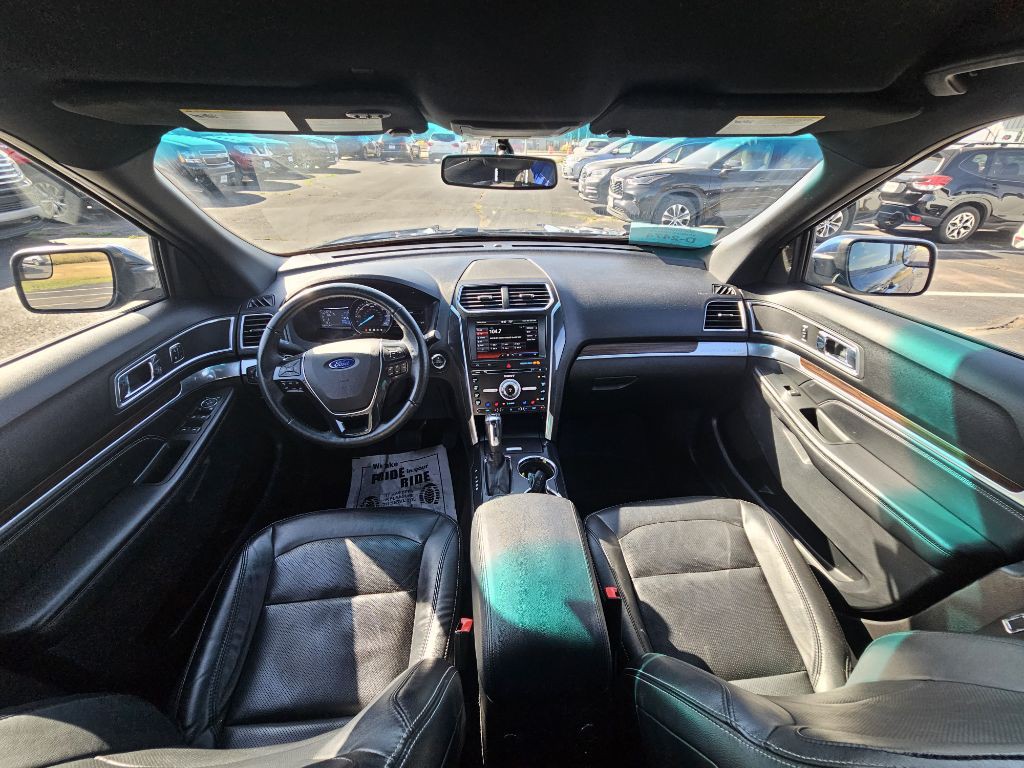 2016 Ford Explorer Image 20