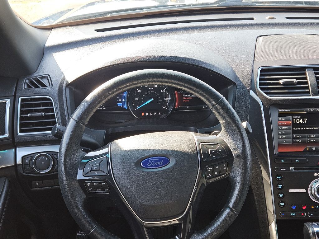 2016 Ford Explorer Image 21