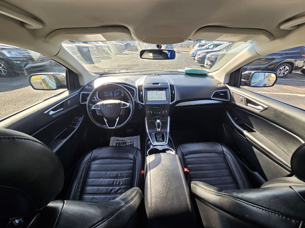 2016 Ford Edge Image 20