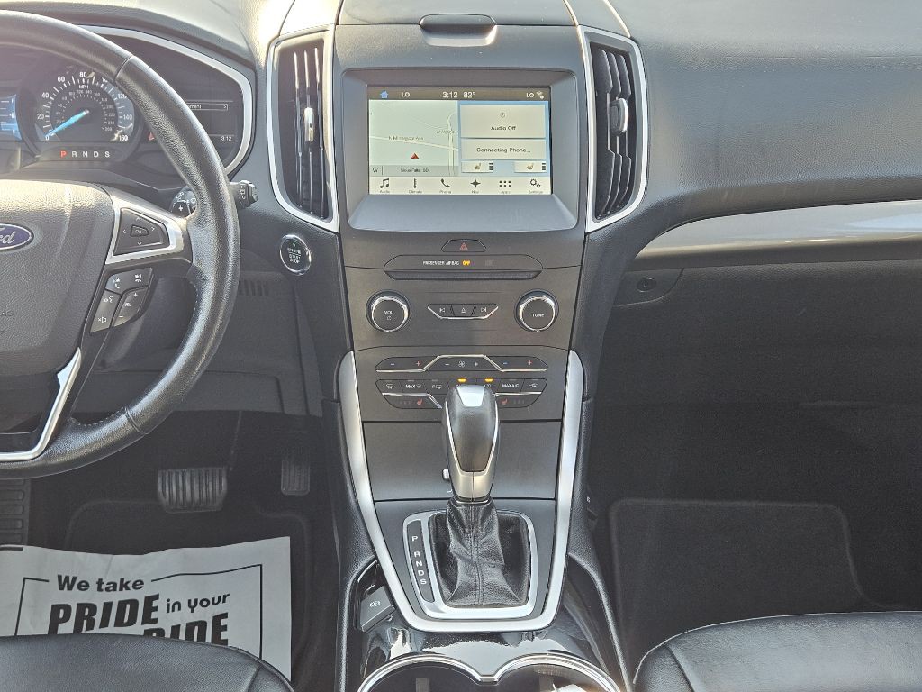 2016 Ford Edge Image 21