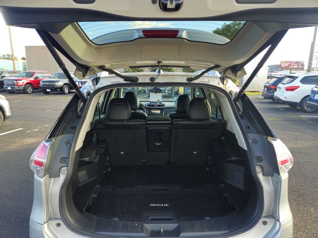 2015 Nissan Rogue Image 13