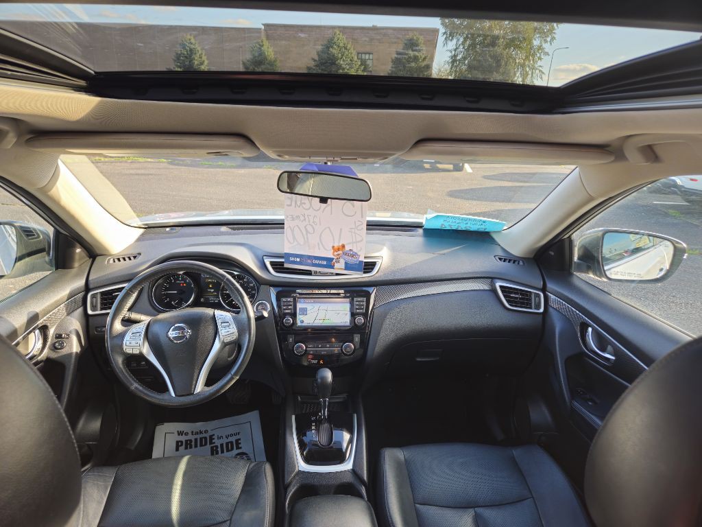 2015 Nissan Rogue Image 19