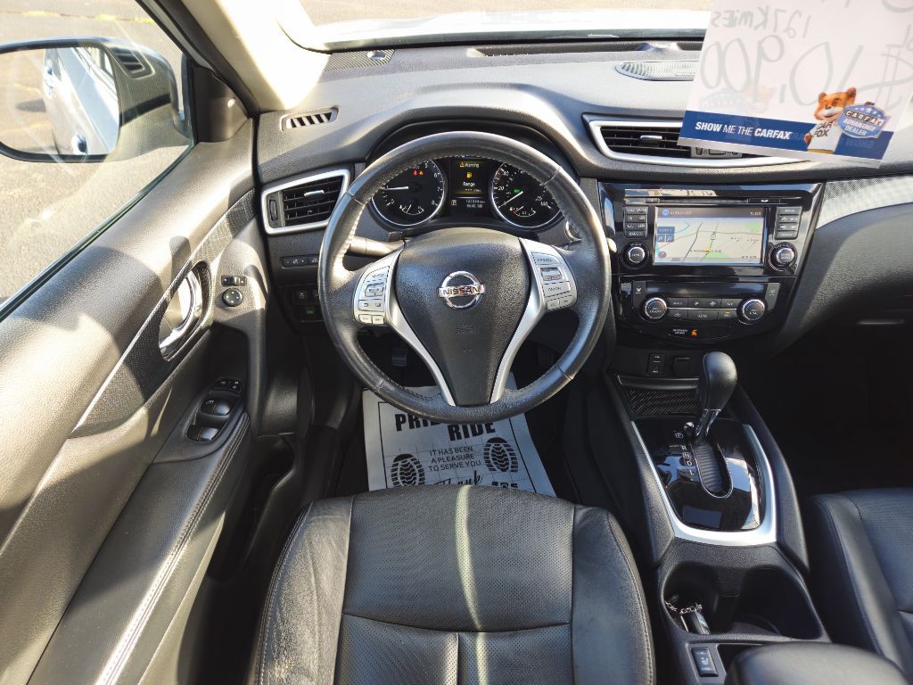 2015 Nissan Rogue Image 21