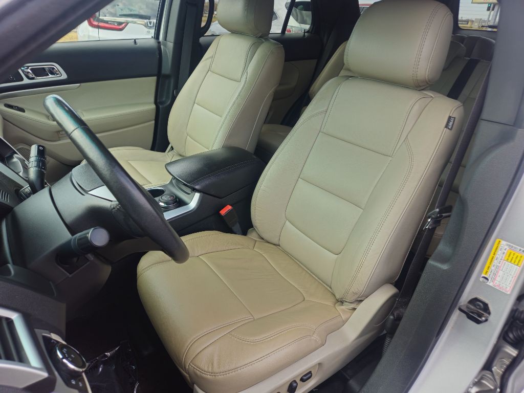 2015 Ford Explorer Image 11