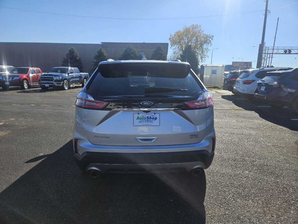 2019 Ford Edge Image 4