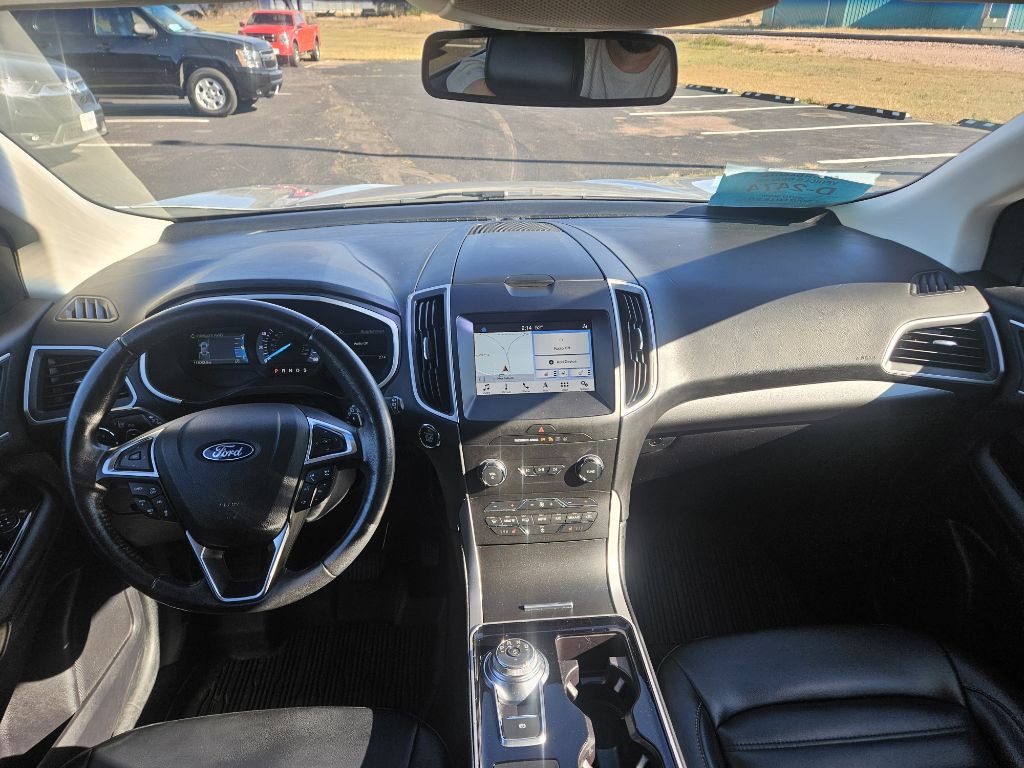 2019 Ford Edge Image 20